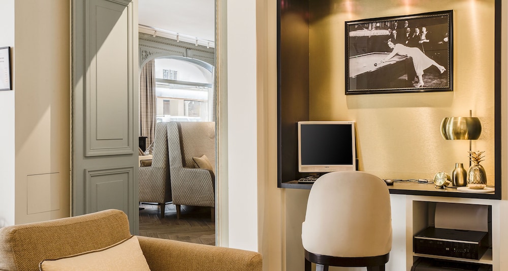 HOTEL ROYAL SAINT HONORÉ PARIS LOUVRE