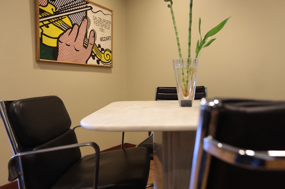 ELEGANT & COZY CENTRAL APT 5 TO ATHENS METRO ST