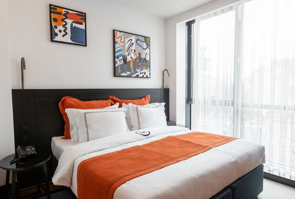 MOGAN HOTEL