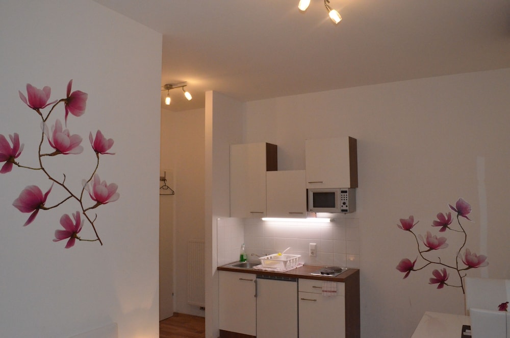 GRAND CENTRAL APARTMENTS