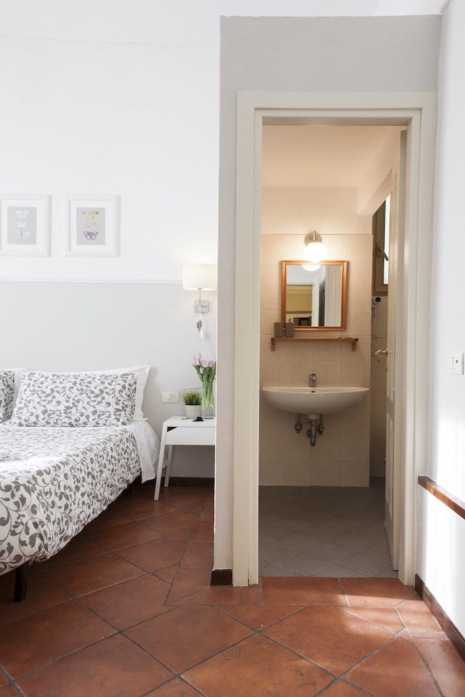 PICCARDA BED AND BREAKFAST
