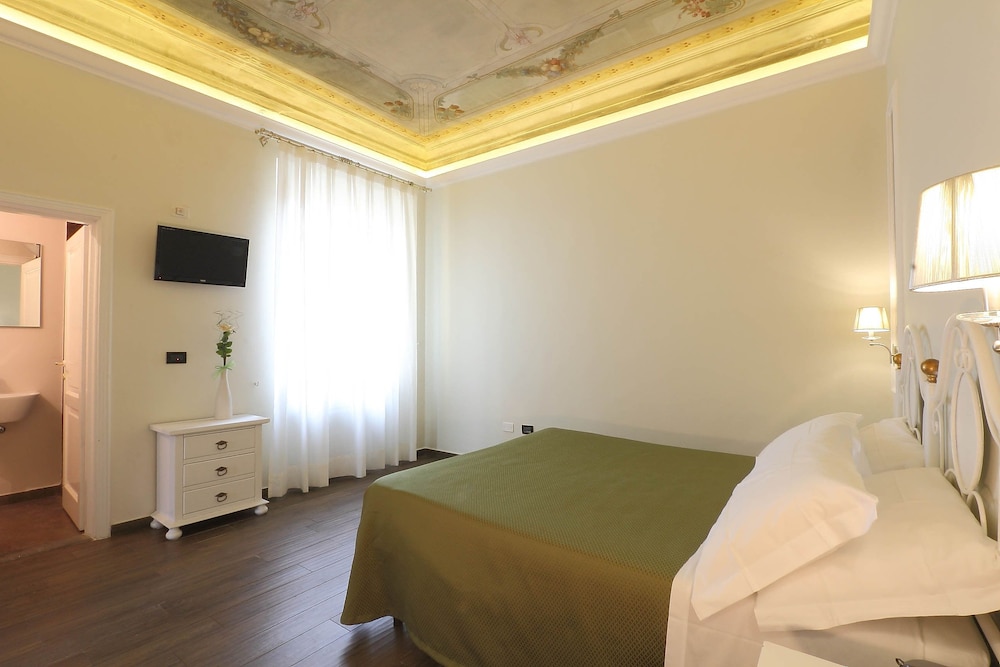 FERRUCCI HOTEL