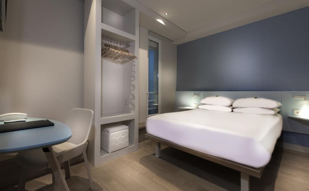 HOTEL ANDREA