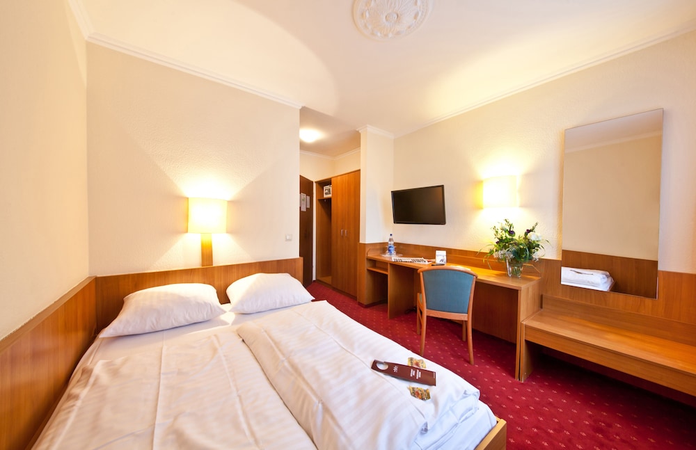 PRIMUS FRANKFURT SACHSENHAUSEN