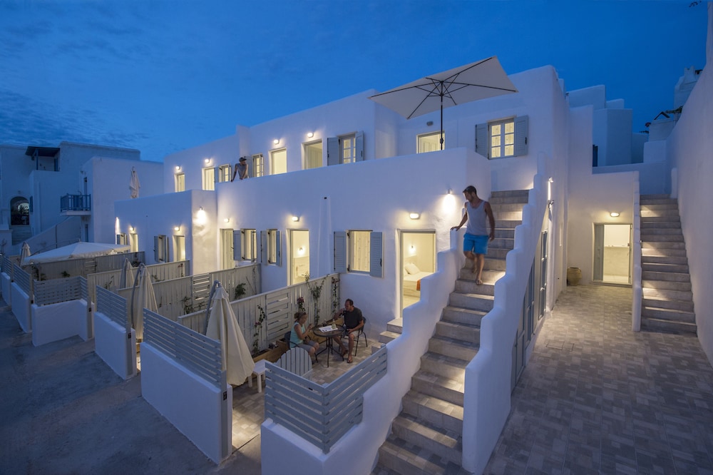 PORTO NAOUSSA - ADULTS ONLY