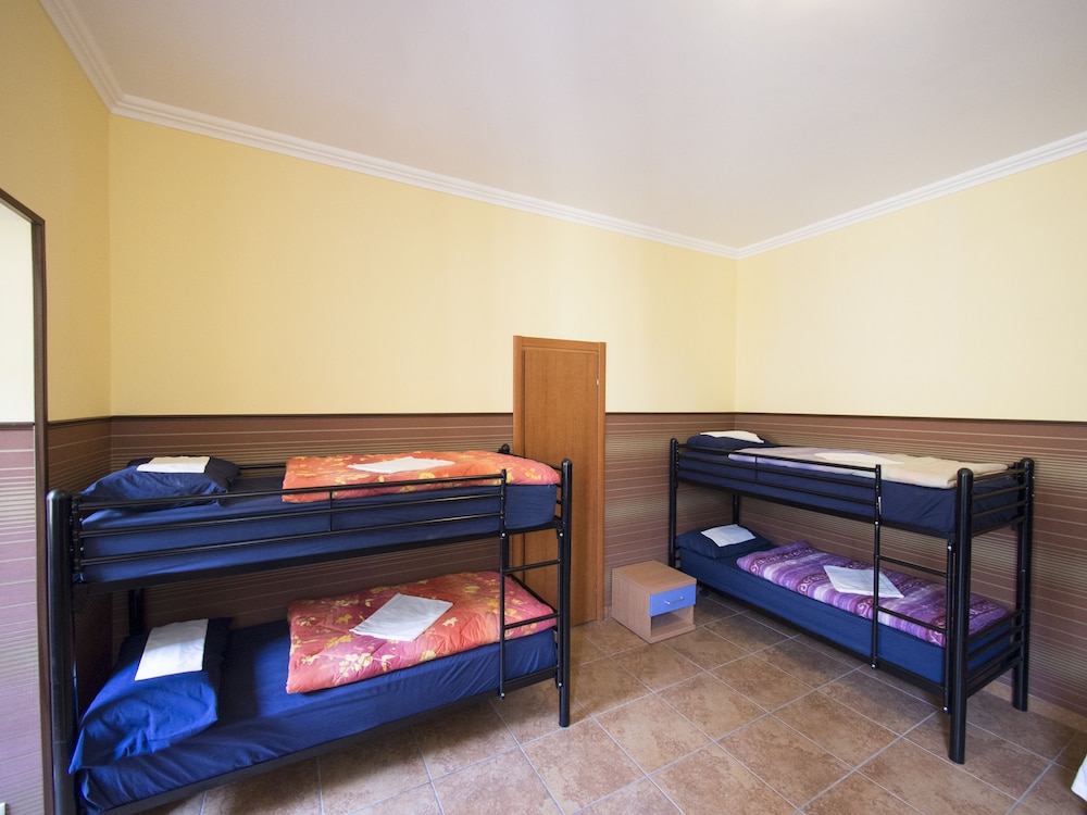 ALESSANDRO DOWNTOWN HOSTEL