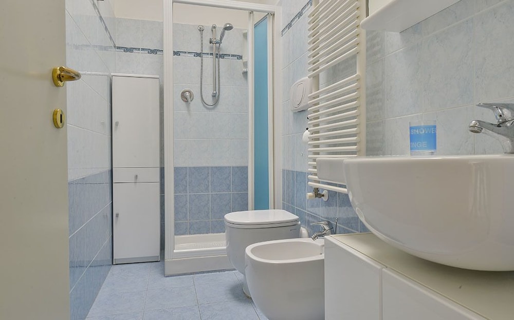EAGLE VIEW APARTMENT
