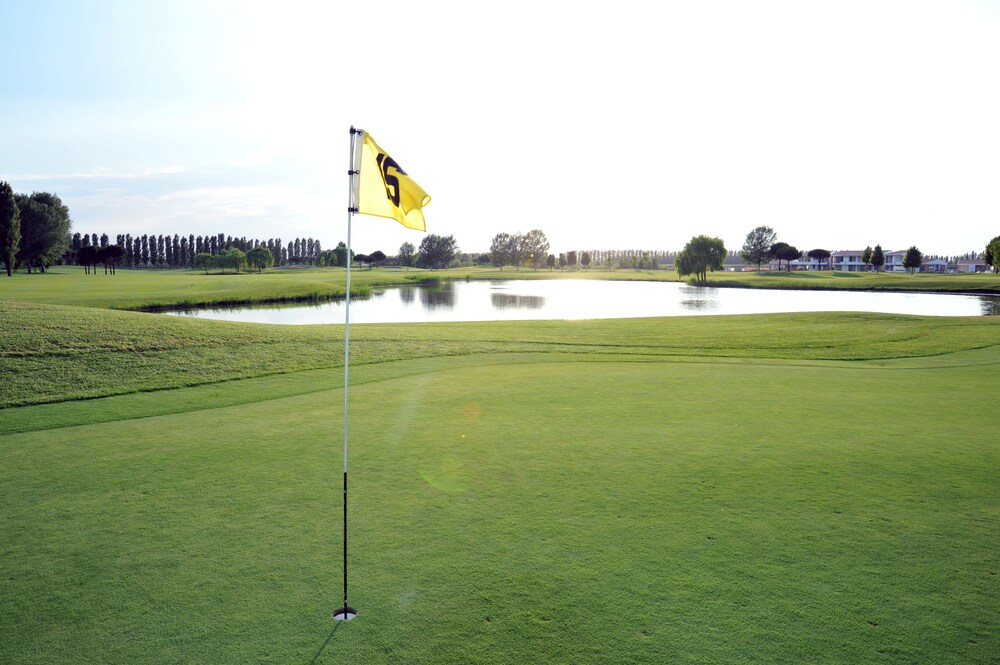 HOMETOBE GOLFANDVENICE APARTMENT