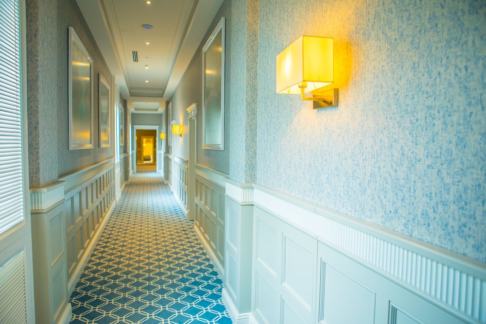 PROMENADE HOTEL BAKU