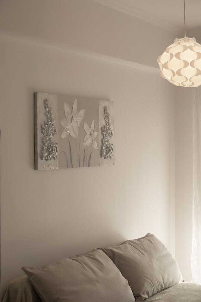 CORFU CITY CENTER MODERN APARTMENT