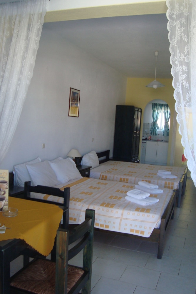 FRAGOULIS VILLAGE