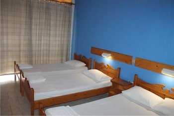 LE MIRAGE HOTEL