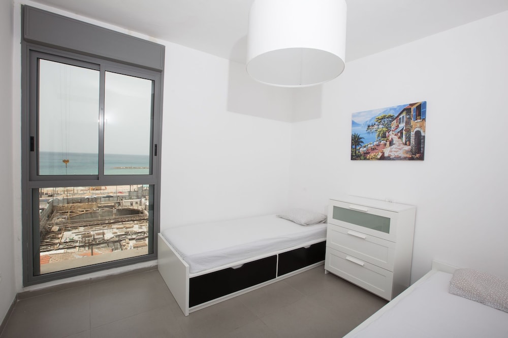 MAGIC PENTHOUSE BEACH FRONT