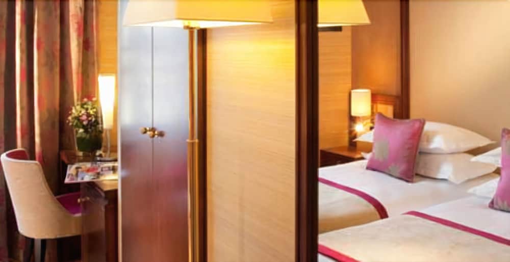 HOTEL SAINT HONORE 85