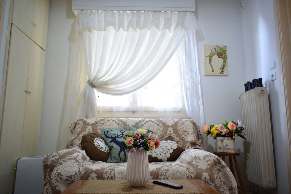 CENTRAL APT 10MIN FROM ACROPOLIS