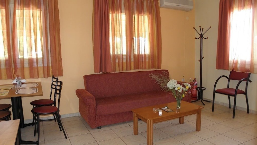 KARFAS SEA APARTMENTS