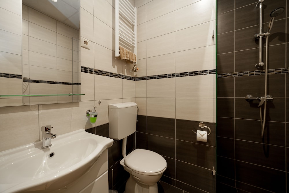 BUDAPEST HOLIDAYS APARTMENTS