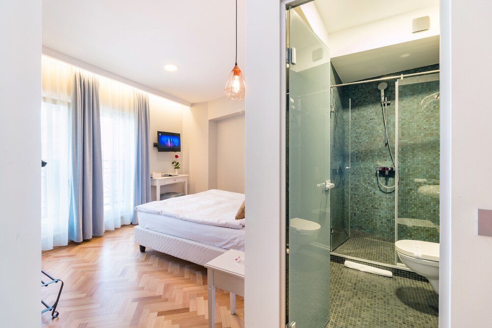 VENIS BOUTIQUE RESIDENCE