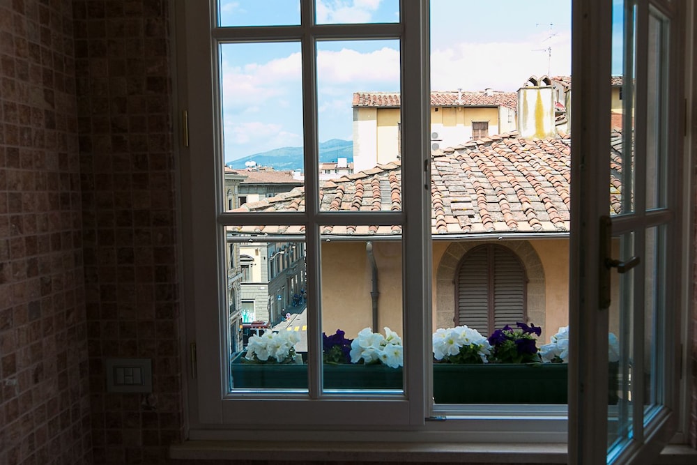 MABELLE FIRENZE RESIDENZA GAMBRINUS