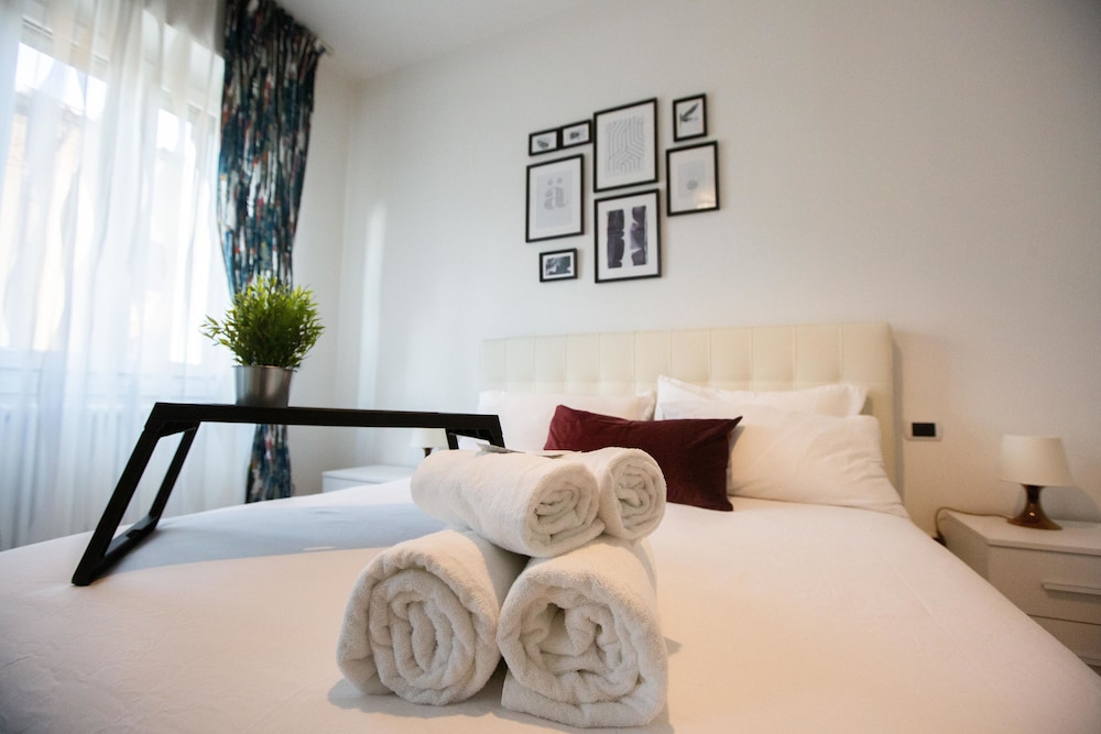 HOME HOTEL - ROGOREDO 27