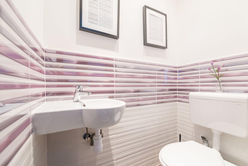 OASIS APARTMENTS - DOHANY STREET I