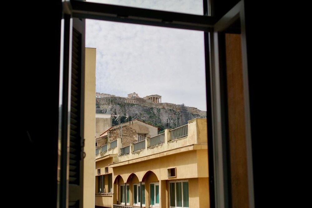METIS ATHENS SUITES
