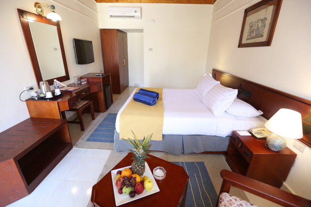 NUWEIBA CLUB RESORT