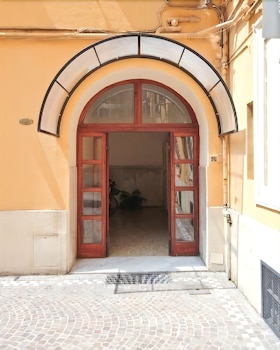 B&B SAN PIETRO'S HOME
