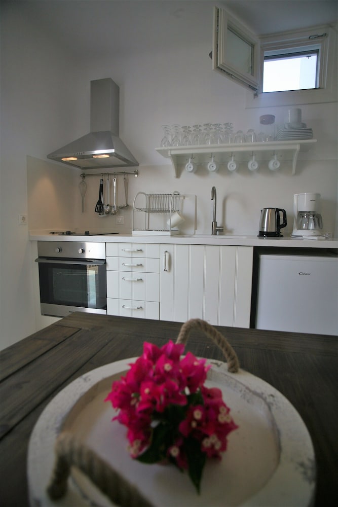 KALYPSO VILLAS