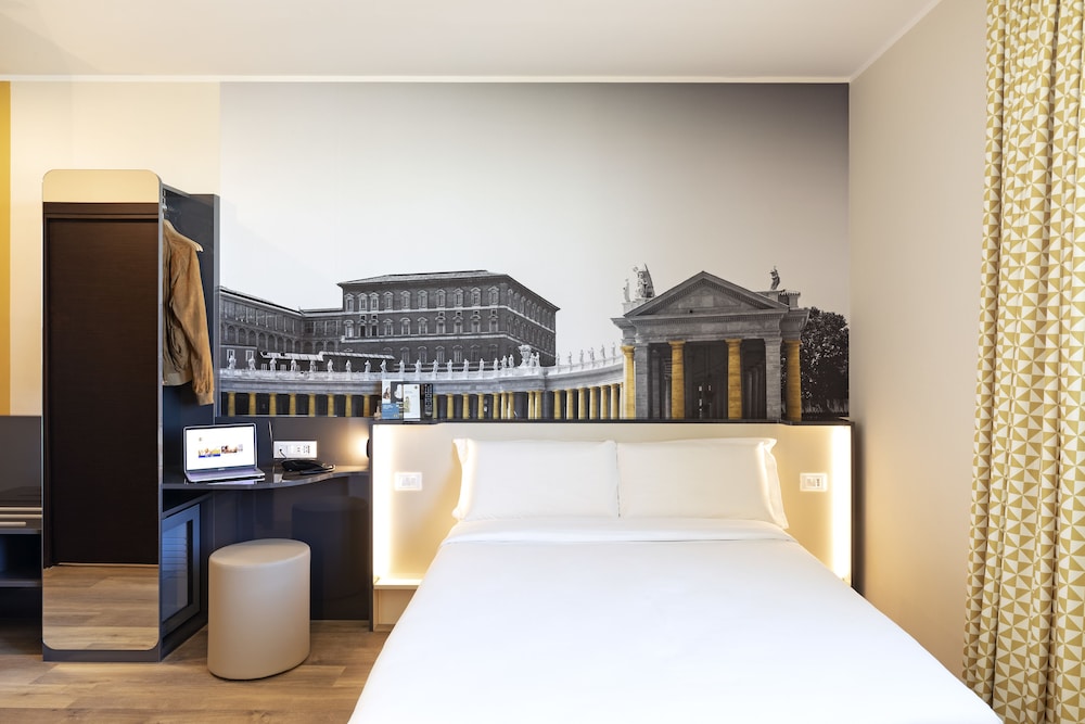 B&B HOTEL ROMA FIUMICINO (28 KM FROM ROME)