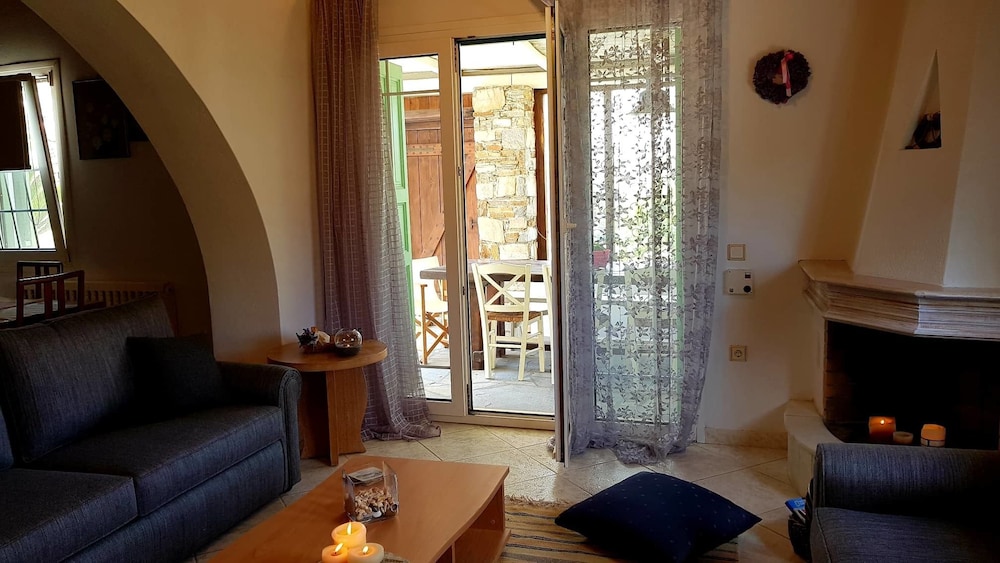 LEVANTES HOUSE MYKONOS