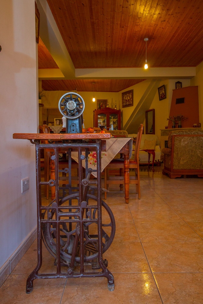 AETHRA COTTAGE