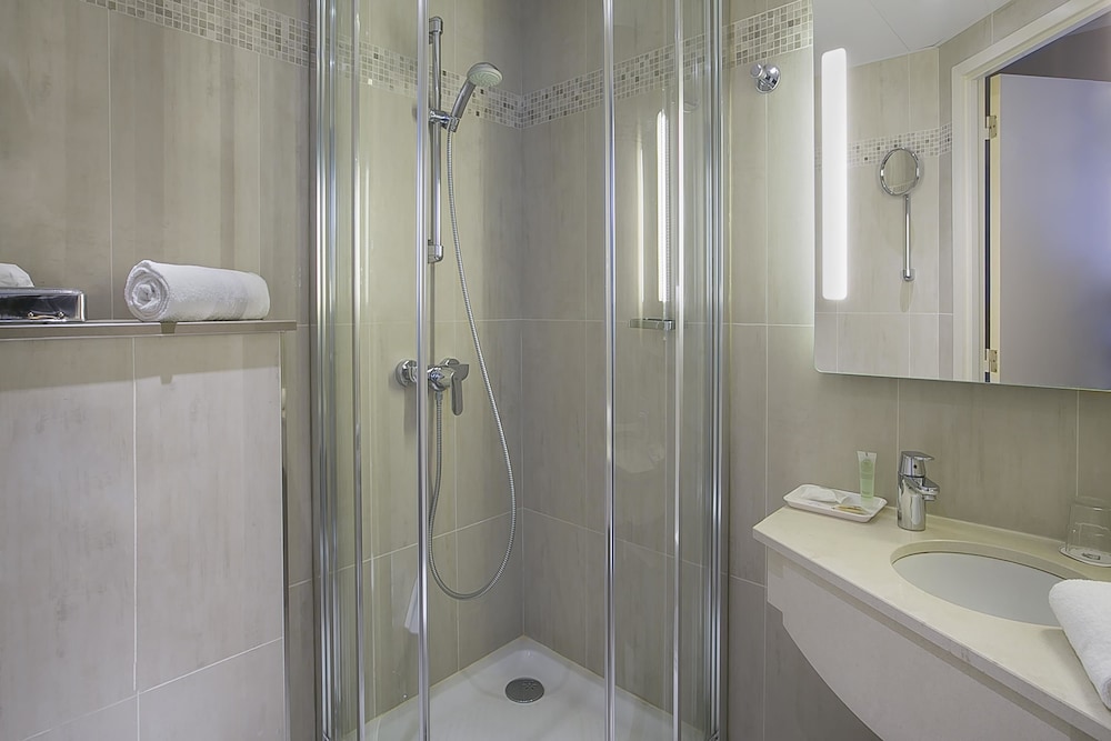 BEST WESTERN AU TROCADERO