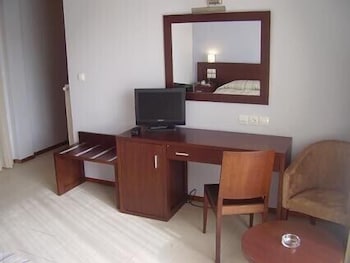 ELECTRA HOTEL