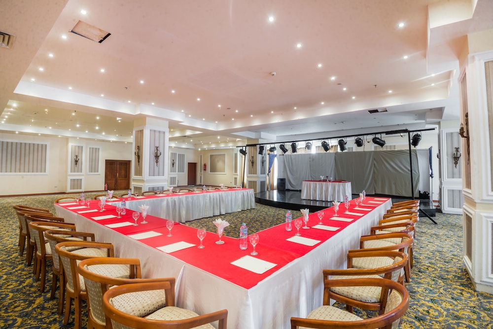 IMPERIAL SHAMS ABU SOMA