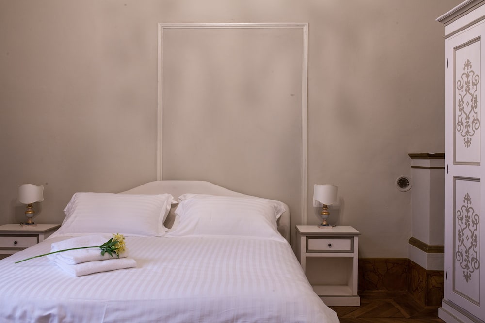 PALAZZO D'OLTRARNO - RESIDENZA D'EPOCA