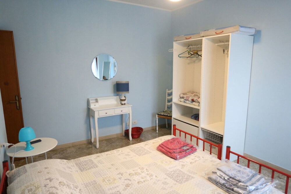 AMPIO APP. PER FAMIGLIE E GRUPPI