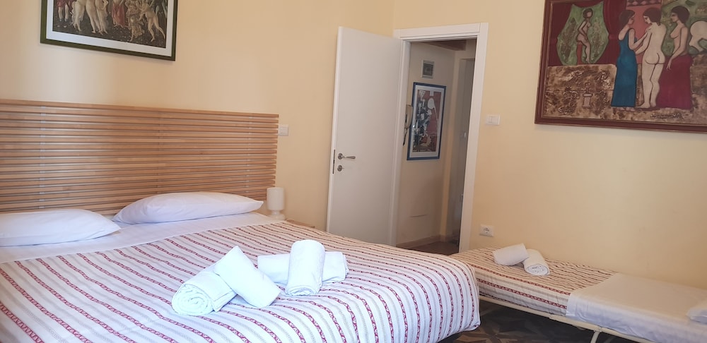MONNA LISA APARTMENT