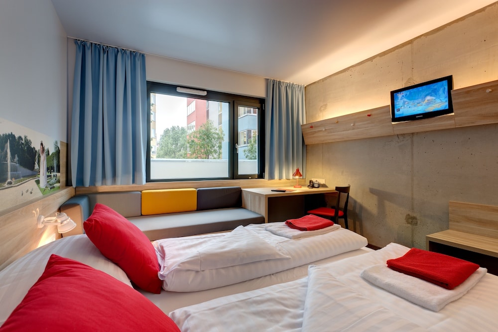 MEININGER HOTEL DOWNTOWN FRANZ