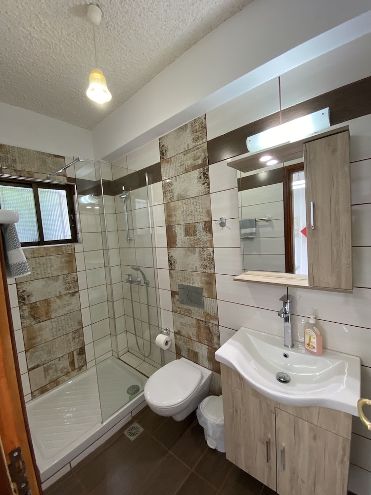 ANDROMACHES HOLIDAY APARTMENTS