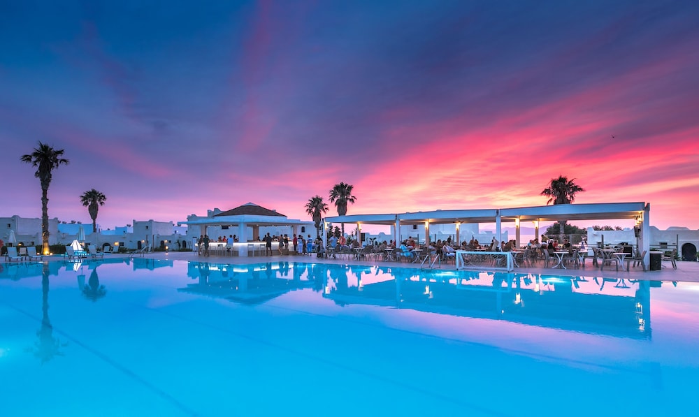 AEOLOS BEACH HOTEL