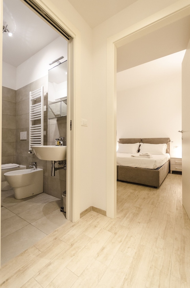 COLONNA HOME