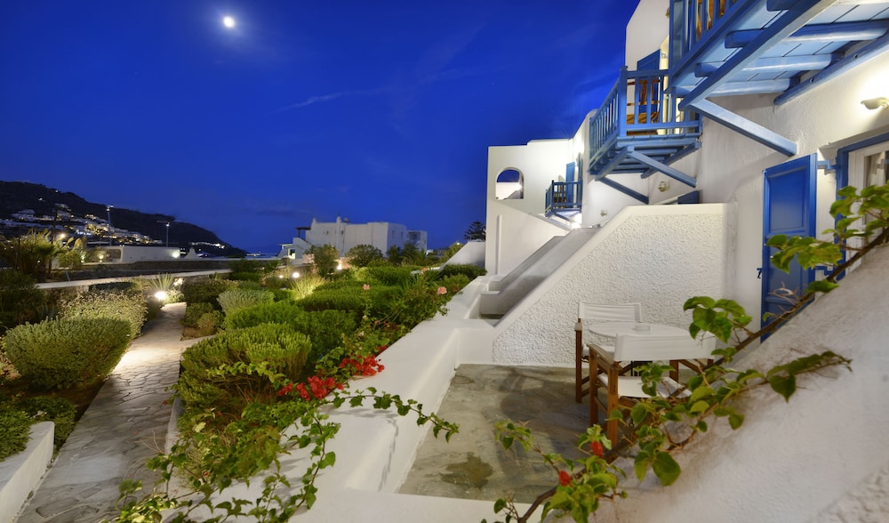 ERATO HOTEL