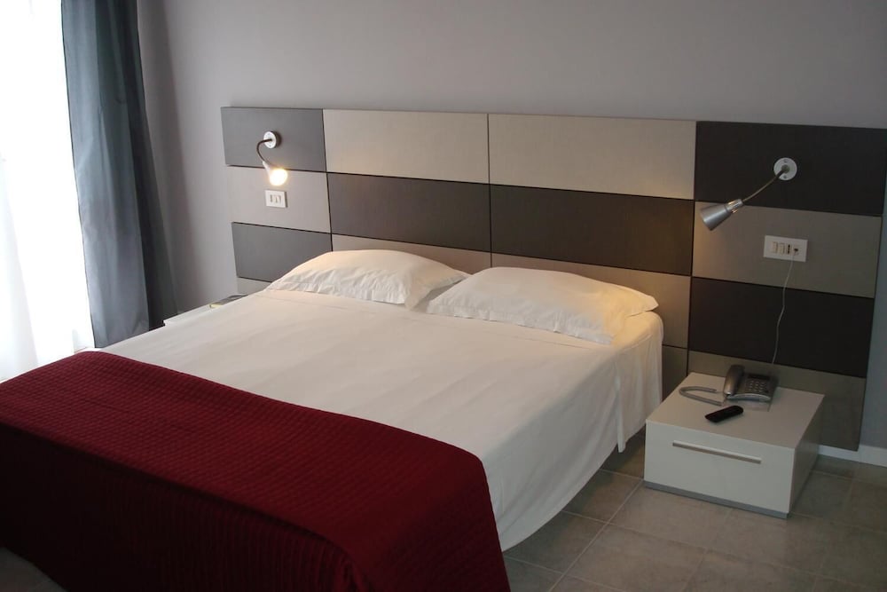 HOTEL GARDENIA