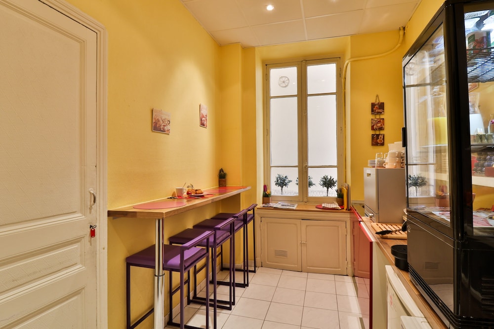 VICTOR HUGO HOTEL