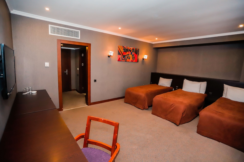 CASPIAN BUSINESS HOTEL