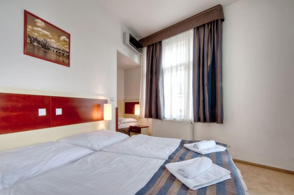 CITY PARTNER HOTEL GLORIA