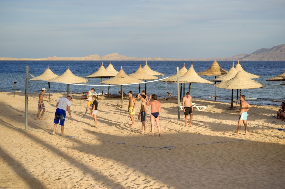 MELTON BEACH RESORT