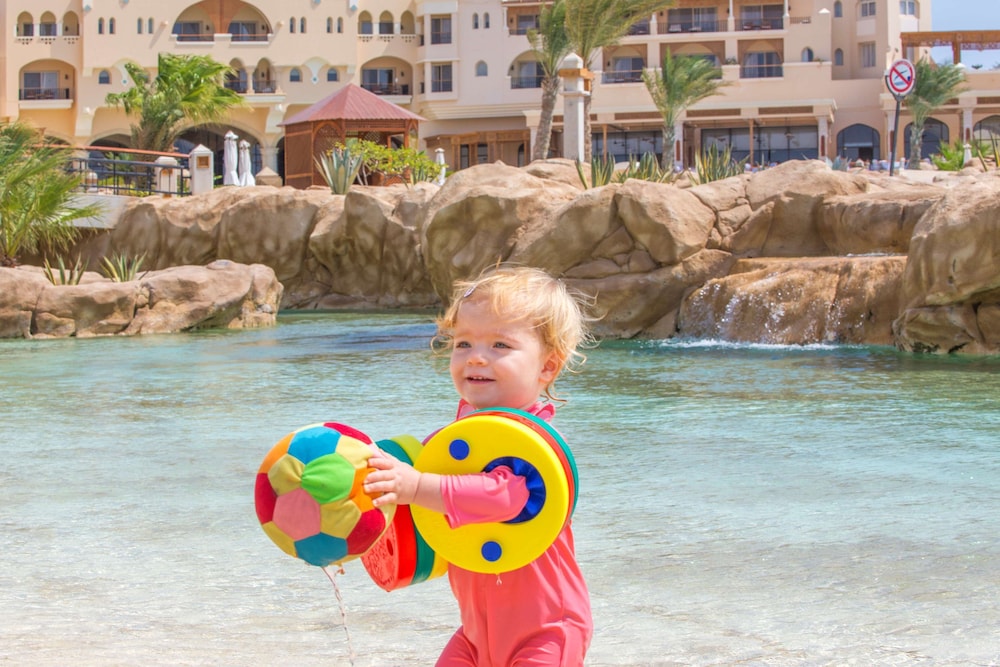 KEMPINSKI HOTEL SOMA BAY