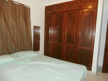 APARTHOTEL FAMILIAR